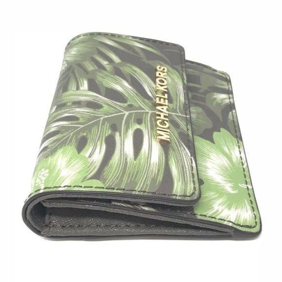 Michael Kors Jet Set Travel Palm Leaf Olive Wallet - Picture 3 of 5